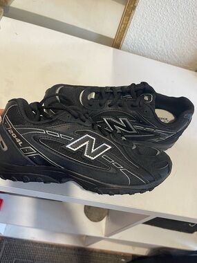 New Balance 204L